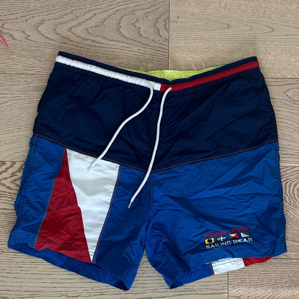 Vintage 90s Tommy Hilfiger Men's Sailing Swim Trunks - liner - red, white, blue